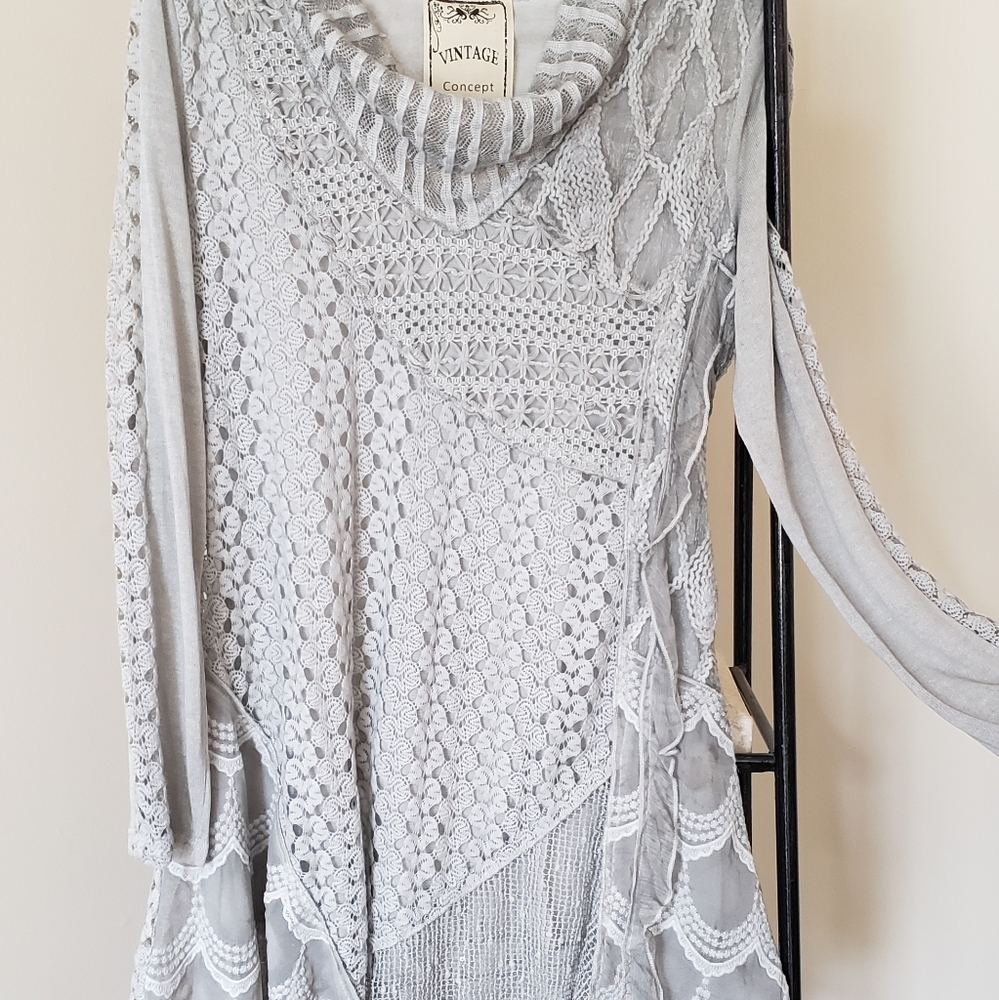 Vintage Brand short dress. Light grey. Size Small.